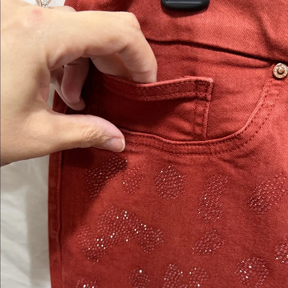 NWOT Chico's Glittery Red Cropped Jeans - Picture 4 of 11